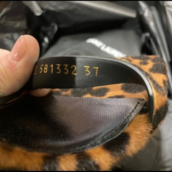 Saint Laurent OAK WOMENS PONY PRINT SANDAL SZ 37 US 7 - Picture 15 of 16